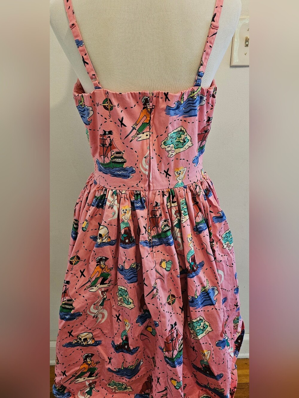 Pinup Couture Jenny Dress in Pink Neverland Print - Picture 3 of 7